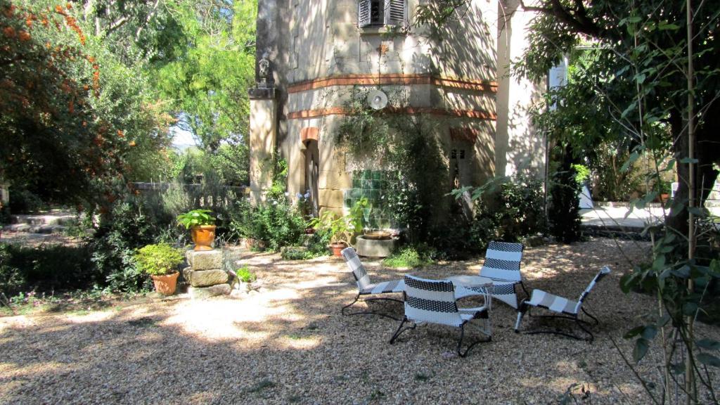 Maison D'Hotes La Boca Sommières 部屋 写真